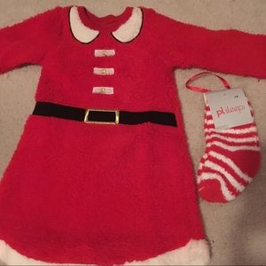 NWT Girl’s Christmas outfit with matching socks